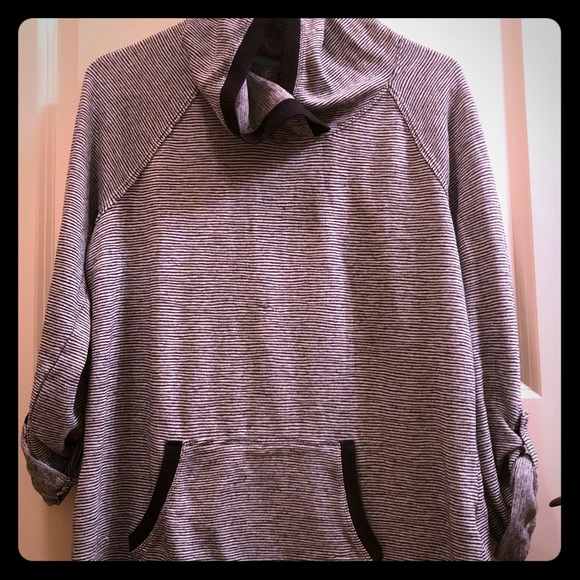 Calvin Klein Tops - Casual hooded top